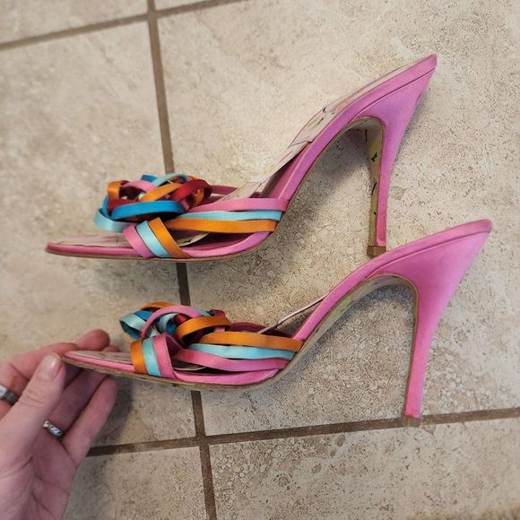 BETSEY JOHNSON Multicolor Satin Rose Heels slip on size 10 - Picture 5 of 6